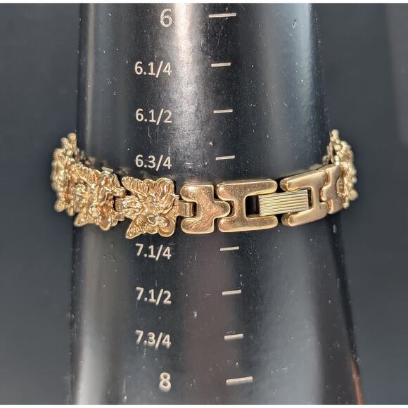 Vintage Ariel Angels/Cherub Quartz Gold Tone Rhinestone Watch - Picture 2 of 6